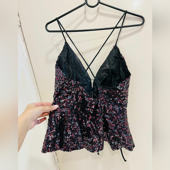 Sequins peplum top - Picture 9 of 14